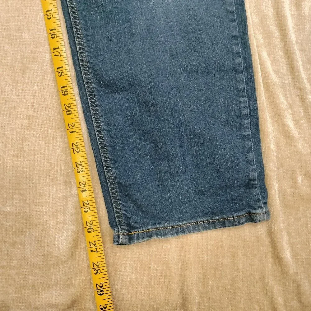 Levi's 541 Medium Wash Jeans 48x32